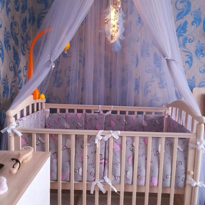 Кровать детская из массива маятник Гандылян