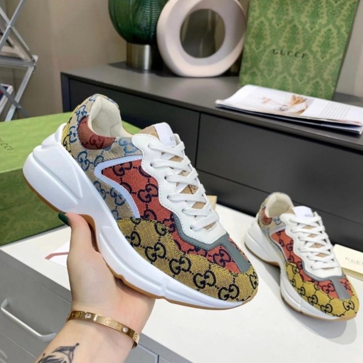Кроссовки GUCCI
