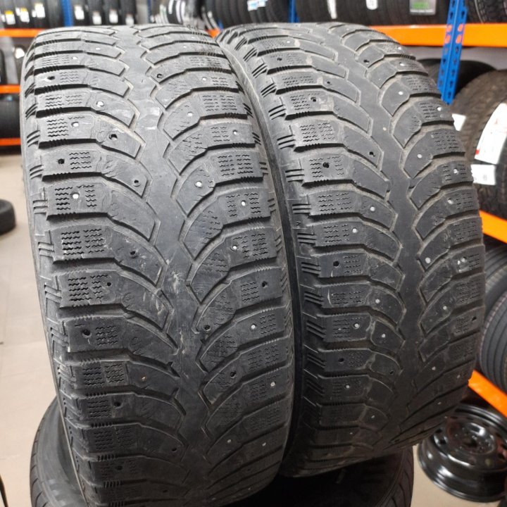 215/60 R16 Bridgestone Blizzak Spike 01