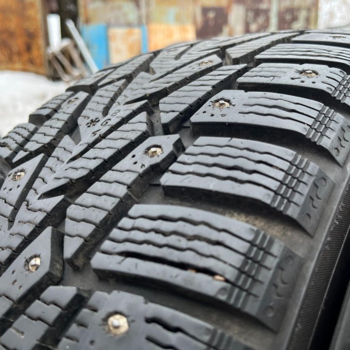 2 шт. Зима Nokian Hakkapeliitta 7 215/60 R16 99T