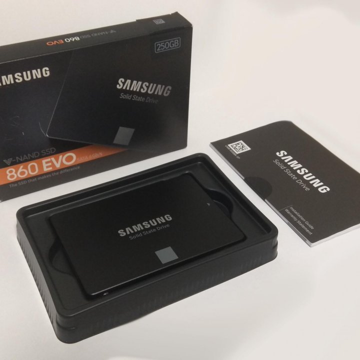 SSD 250GB Samsung 860 EVO