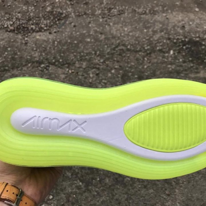 Кроссовки Nike Air Max 720 новые