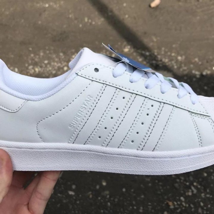 Кроссовки Adidas Superstar новые