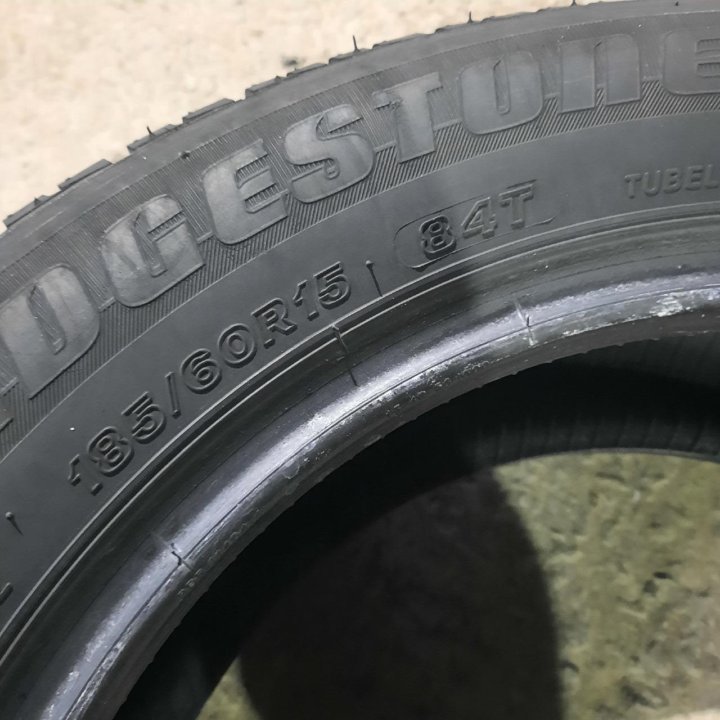 185/60R15 Bridgestone B250 (Лот №5861)