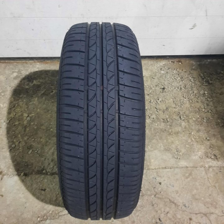 185/60R15 Bridgestone B250 (Лот №5861)