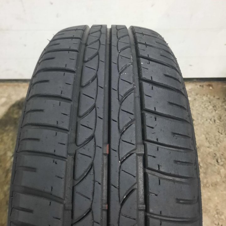 185/60R15 Bridgestone B250 (Лот №5861)