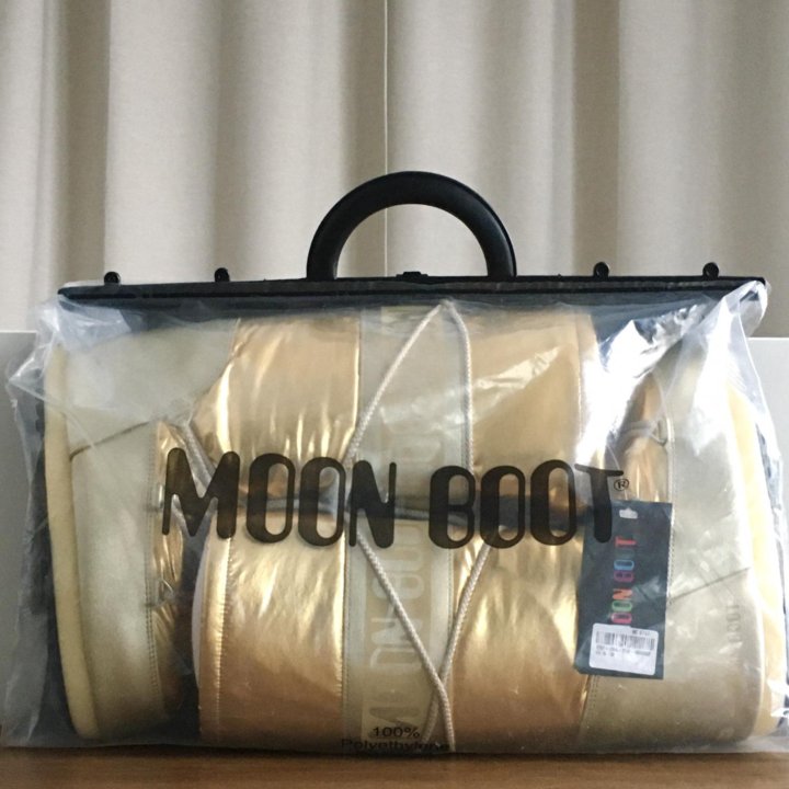 Moon Boot, 35—38