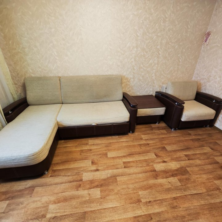 Угловой диван + кресло кровать в Москве, цена 10 000 руб. | Объявления ...