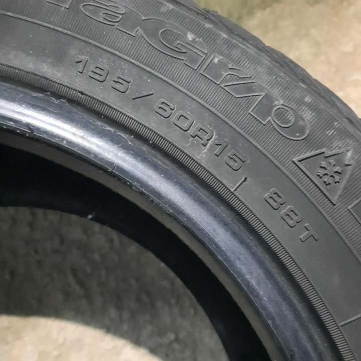 195/60R15 Goodyear UltraGrip Extreme (Лот №5786)