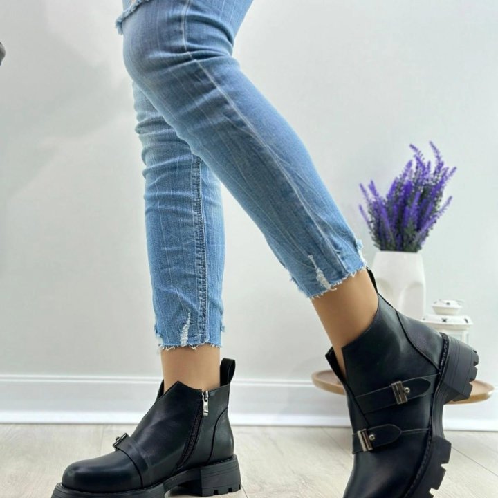 Демисезонные ботинки