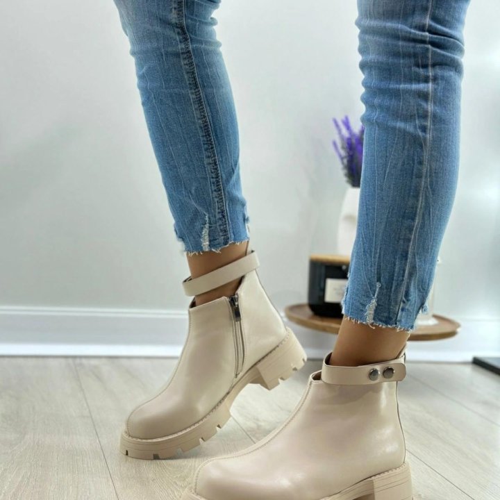 Демисезонные ботинки