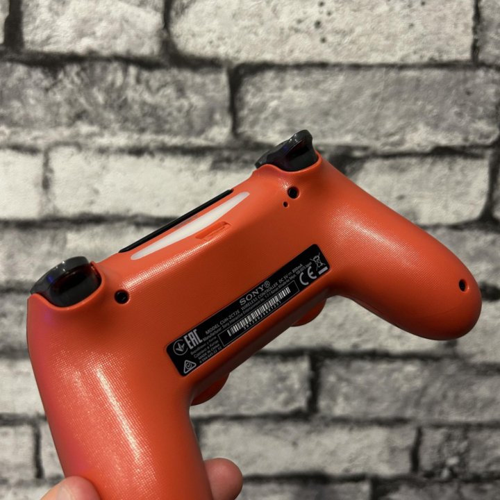 DualShock 4 v2 Новый