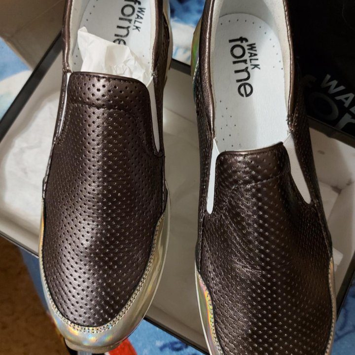 Ботинки новые