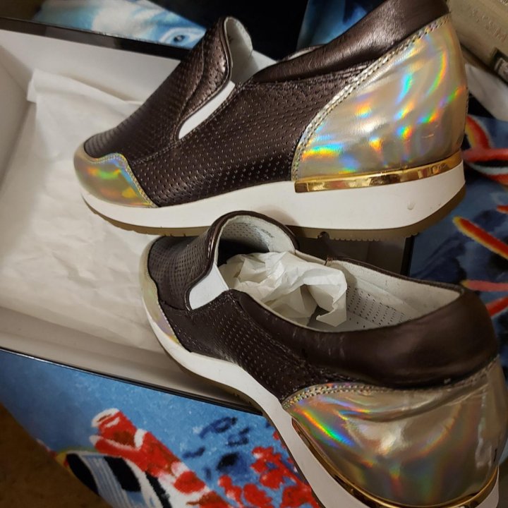 Ботинки новые