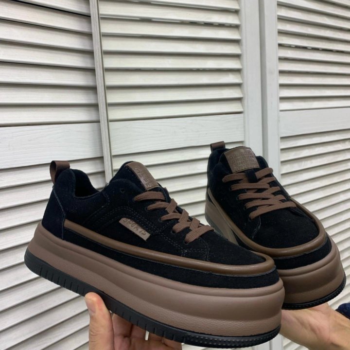 Кроссовки весна