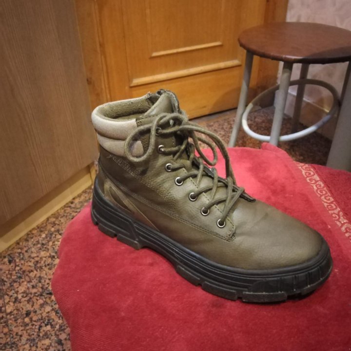 Ботинки зара 38