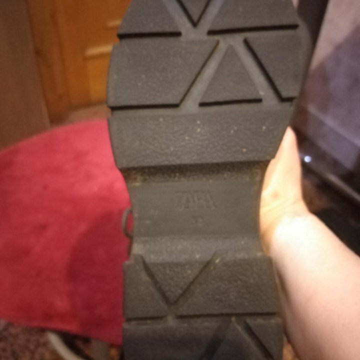 Ботинки зара 38