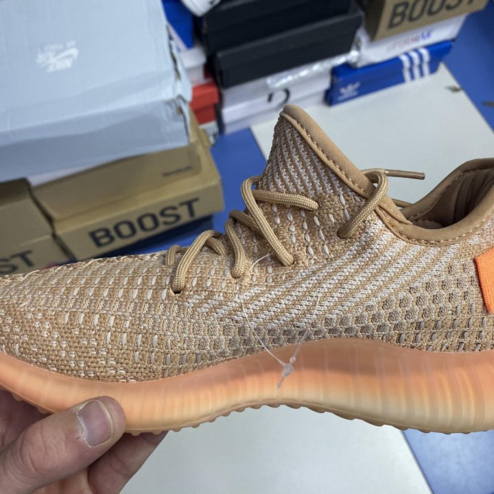 Кроссовки Adidas Yeezy Boost 350 Новые