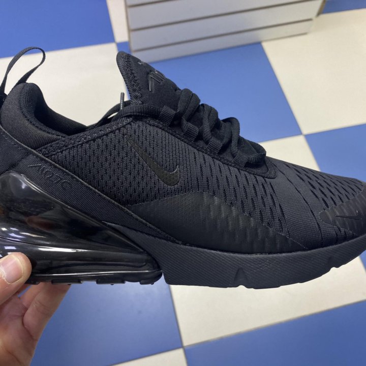 Кроссовки Nike Air Max 270 Новые