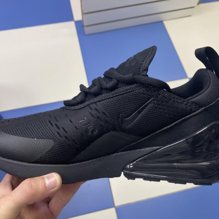 Кроссовки Nike Air Max 270 Новые