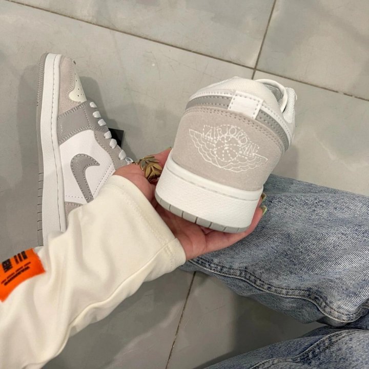 Кроссовки Nike