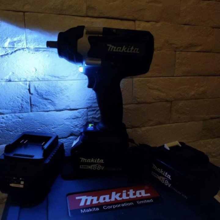 Мощный Гайковерт Makita новый! 800 N/M