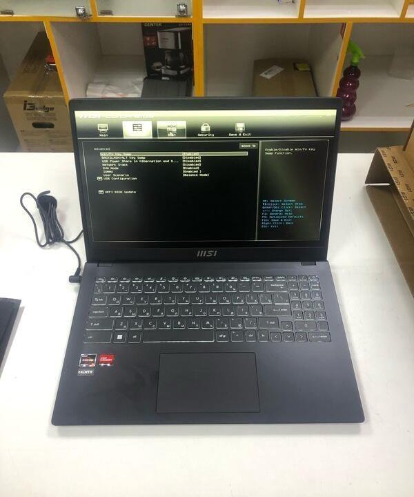 Ноутбук MSI Modern 15 B5M-002RU