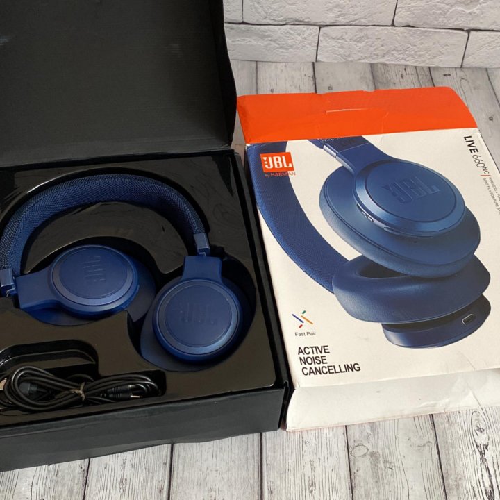 Беспроводные наушники JBL 660 nc