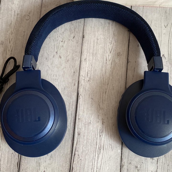 Беспроводные наушники JBL 660 nc