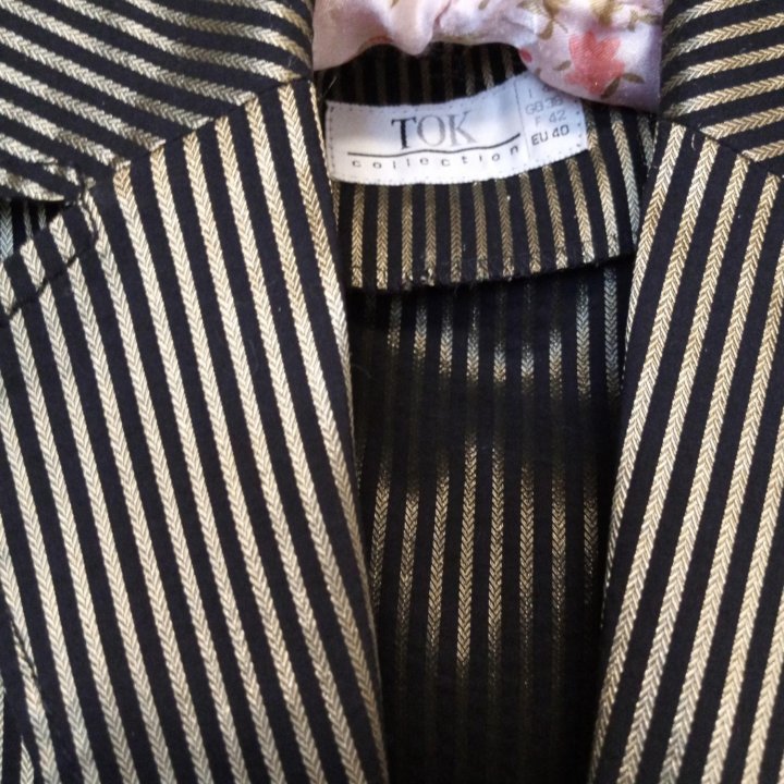 Легкий жакет