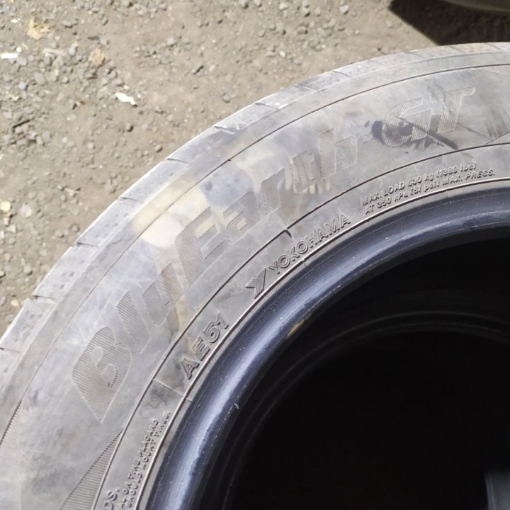 Yokohama BluEarth-GT AE51E 205/60 R17