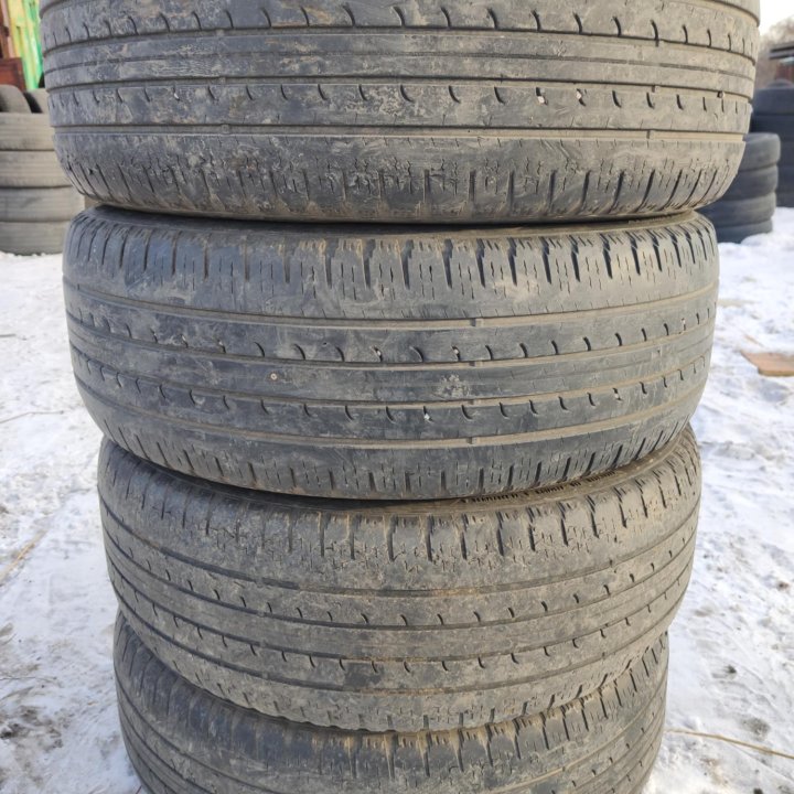 Goodyear EfficientGrip SUV, 235/55/19