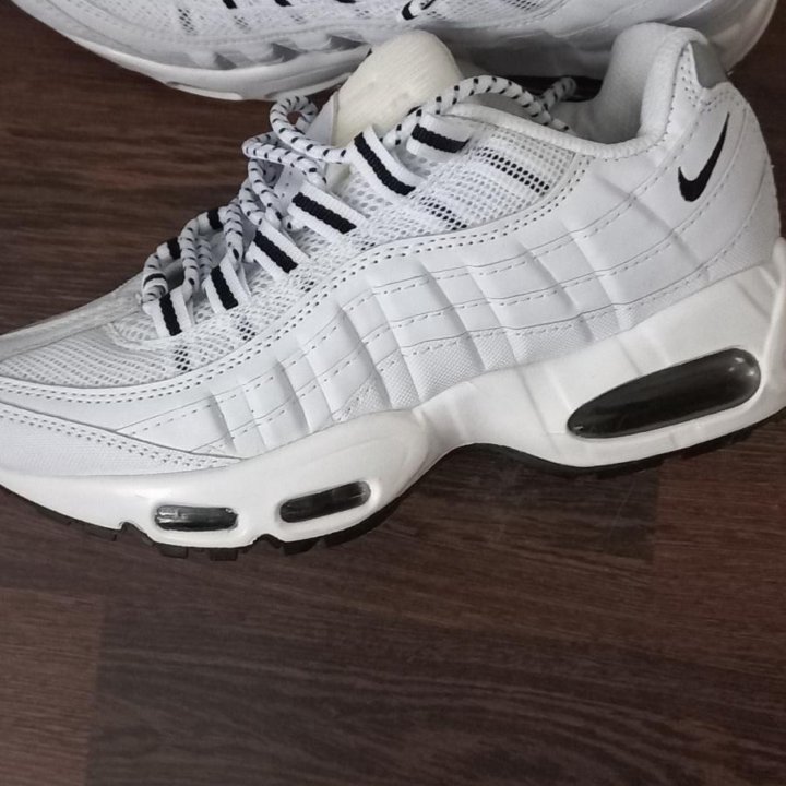 КРОССОВКИ Nike