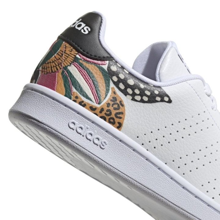 Кроссовки Adidas