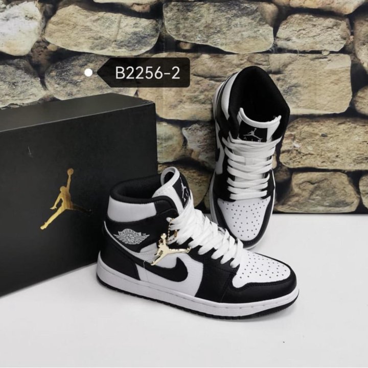 Кроссовки Nike Air Jordan 1 Новые