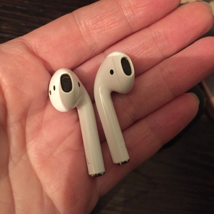 AirPods 2