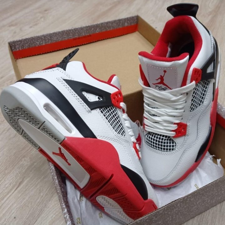 Кроссовки Nike Air Jordan 4 Retro