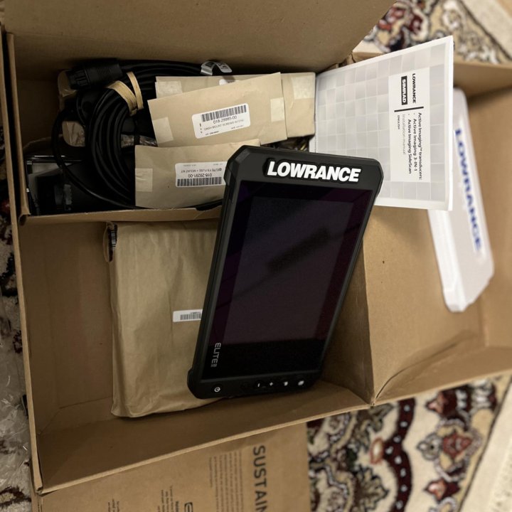 Lowrance Elite FS 9 с датчиком 3в1