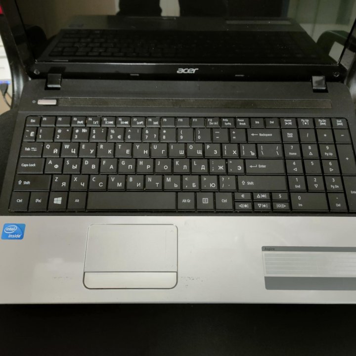 Ноутбук Acer E1-531