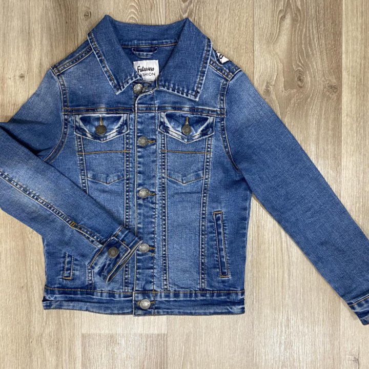 Джинсовая куртка