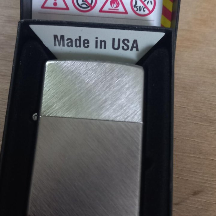 Зажигалка zippo