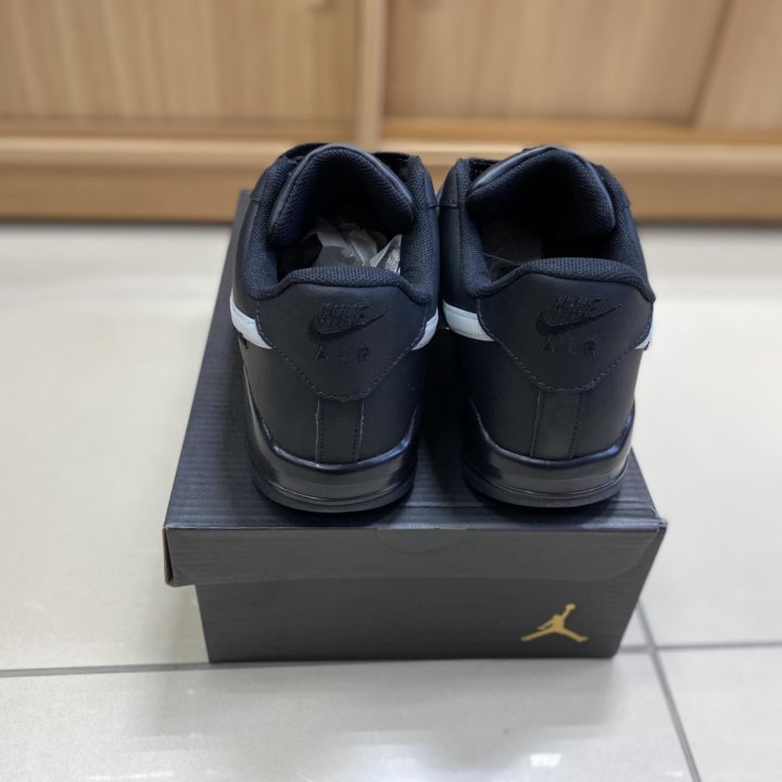 Кроссовки nike air Jordan black