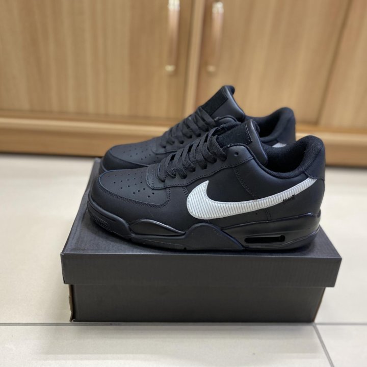 Кроссовки nike air Jordan black