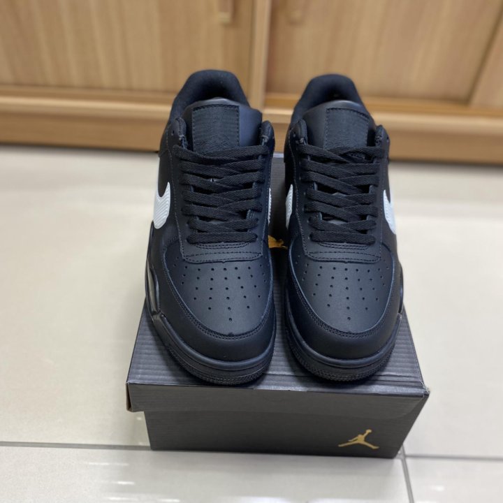 Кроссовки nike air Jordan black