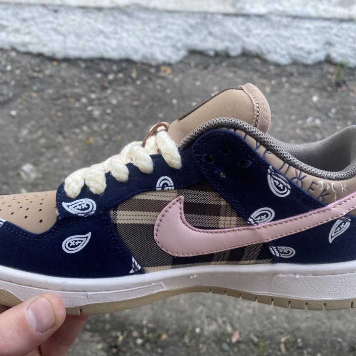 Кроссовки Nike SB Новые