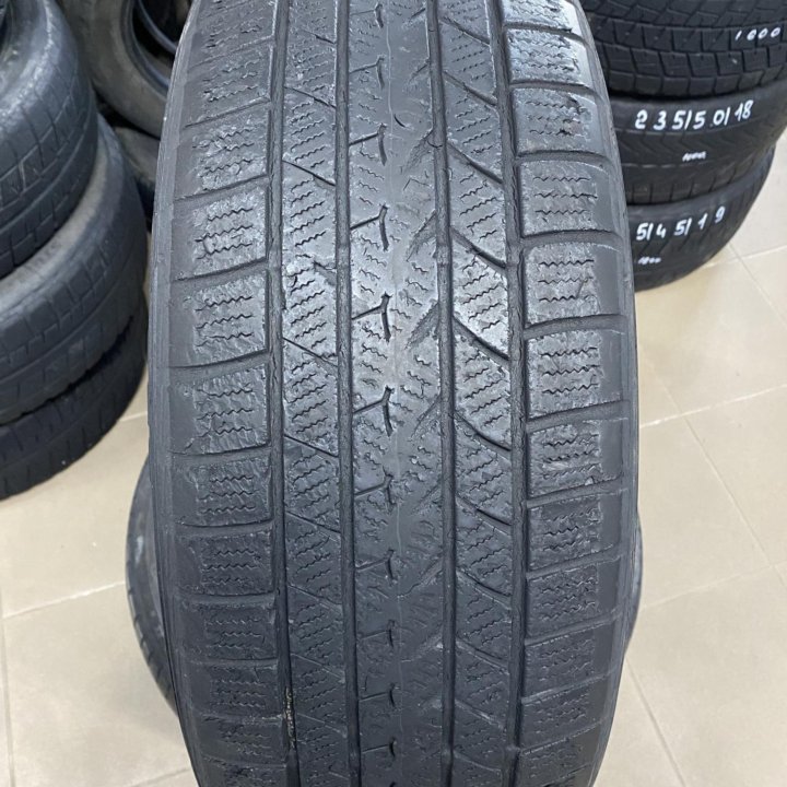 235/60 R18 Falken Eurowinter HS439