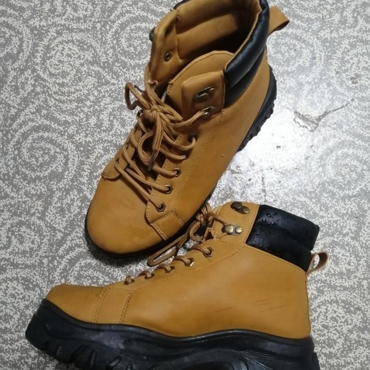 Ботинки демисезонные