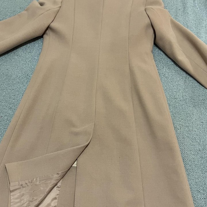 Пальто женское, размер 48