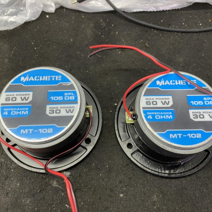 Твиттер Mashete MT-102