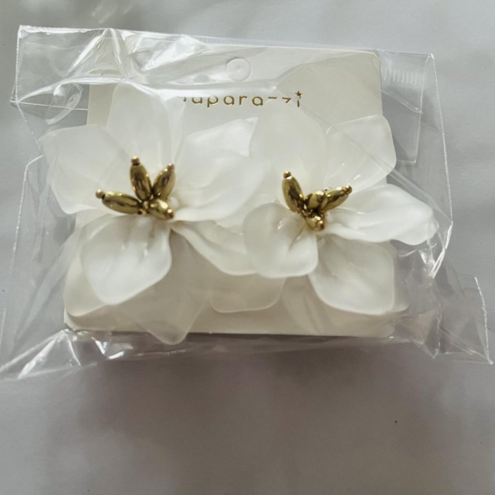 Новые серьги